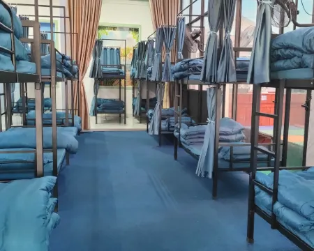 Chill Out Hotels in Vy Da