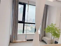 LeDing Hotel (Zhengzhou Erqi Square David City Branch)