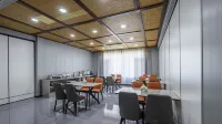 Floral Hotel·Yoyo Valley Homestay