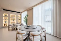 Hidden Valley Homestay (Zhongling Cableway Store in Laojunshan Scenic Area)