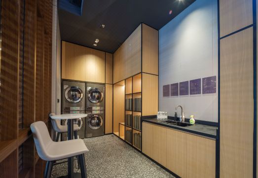 다롄 진스탄 앵커리지 스퀘어 아투어 호텔