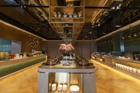 Donggang Wanjing Holiday Hotel Отели рядом с достопримечательностью «Dalu Island»