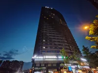 FEELONE設計師飯店（成都四川師範大學店） 四川師範大學-訓練館附近的飯店