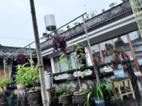 Tengchong Gaogu Mountain House Chinese Inn