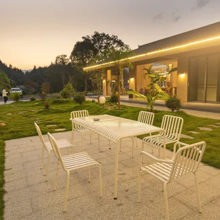 Qianmu Homestay