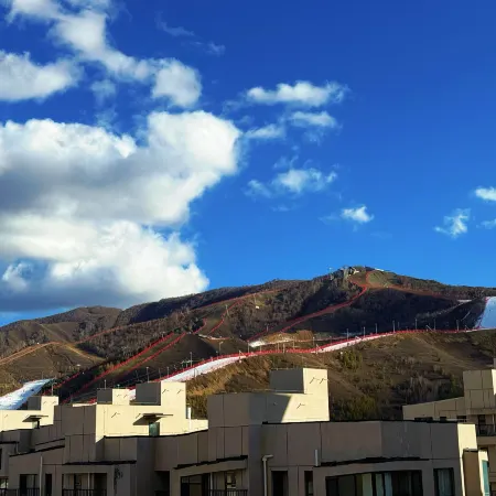 Orange Homestay (Fulong Four Seasons Town) Отели рядом с достопримечательностью «Центральная больница в районе Цуйли»