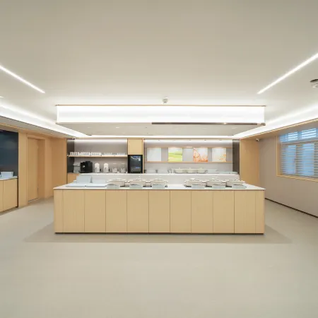 Ji Hotel (Xiangyang Ancient City Tanjixi Road)