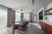 Qingyunjian homestay in Moganshan  · Designer-Inspired Mountain Luxury Stay with Garden