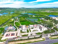 Weichang Mulan Culture Park Train Hotel - Bintang 4
