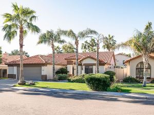 Val Vista Lakes! Gilbert 3Bd - Beautiful Oasis