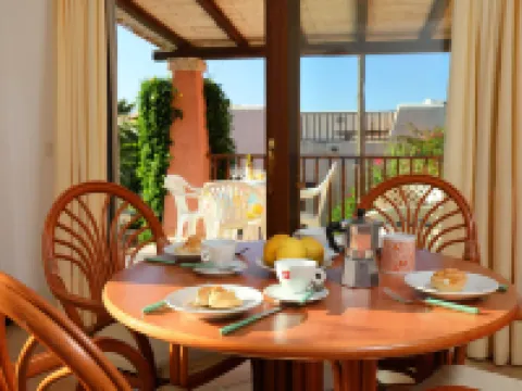Erica 22 - Vista Village