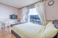 Daebudo Grand Blue Pension Hotels in Ongjin-gun
