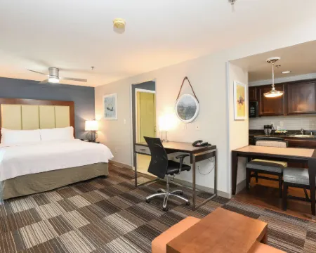 Homewood Suites by Hilton Cincinnati Airport South-Florence Hotels in Florence