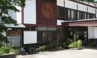 Ryokan Tarobee