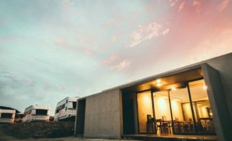 Pohang Glampingaen and Caravan Pension