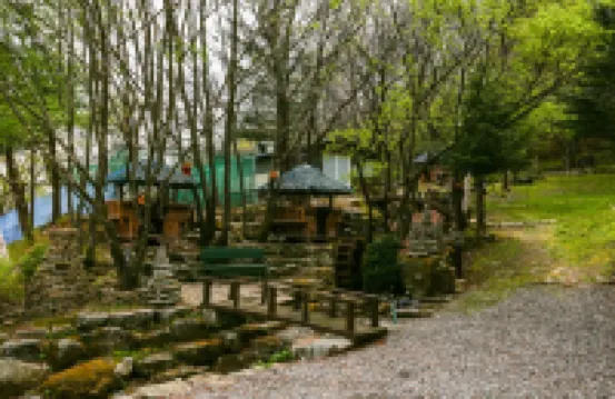 金堂溪藍山旅館 鄰近平昌站的酒店