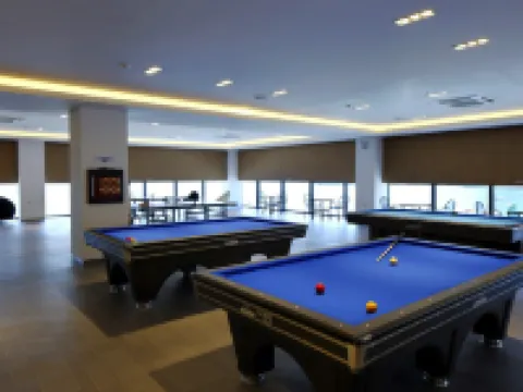 ยอซู เวเนเซีย โฮเทล แอนด์ สวีท โรงแรมในยอซู