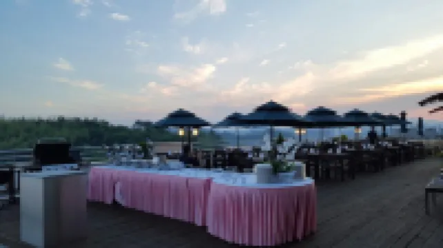 ซาชอน แกรนด์ โฮเทล