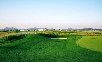 LaTierra Terrace Golf Village