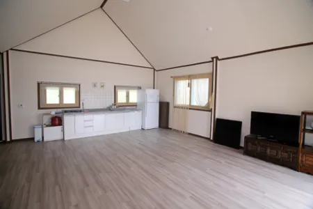 Anseong Supsok Village Pension Отели рядом с достопримечательностью «럭셔리 안성 M 글램핑카라반»