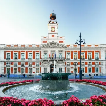 Live it Madrid Gran Vía Отели рядом с достопримечательностью «Небоскреб "Испания"»