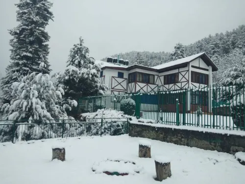 Walisons Peace Resort 파할감 호텔