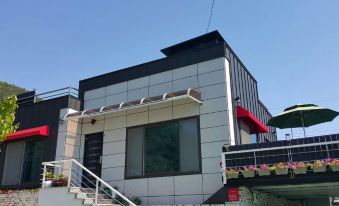 Yeosu Sarangine Unshared House Pension