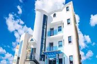 Gangneung Bella Luna Pension Hotels in Gangneung-si