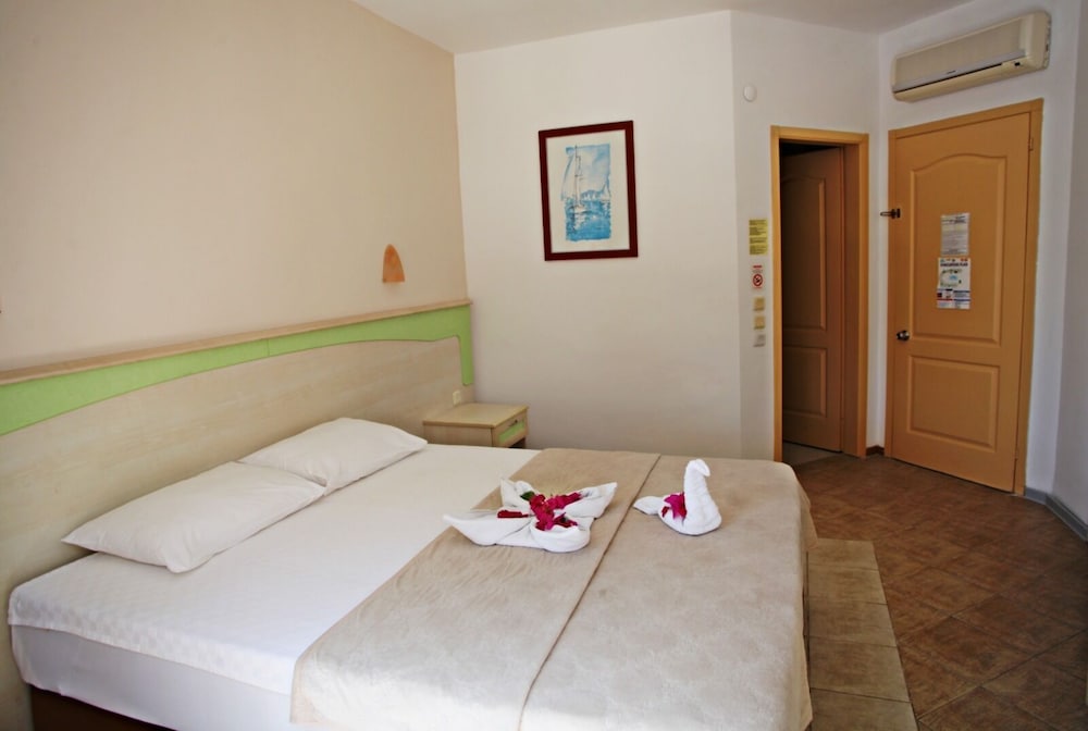 Serpina Hotel