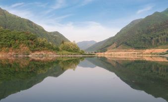 Yeongwol River Pumchangchang Pension