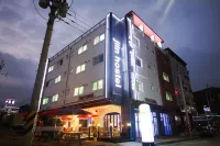 Jiin Hostel & Guesthouse