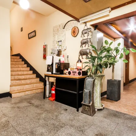 Jeonju Uadong Scent Отели рядом со станцией Станция Jeonju