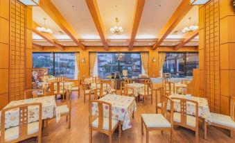 Osaek Greenyard Hotel - Housity