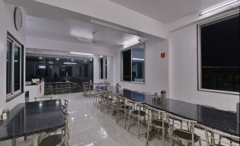 OYO 89849 Sekin Hotel and Resort
