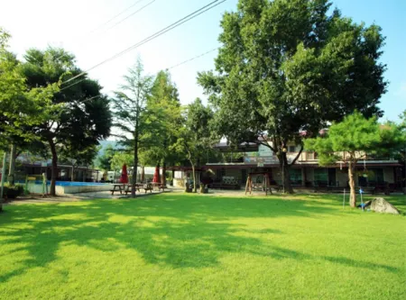 Gongju Gyeryongsan Sagyejeol Pension