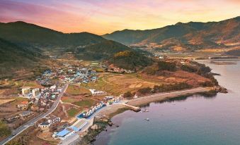 Namhae Harbor Cruise Resort Pool Villa