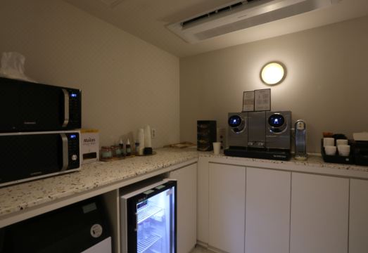 티트리 호텔 로비