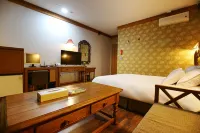Suanbo Hotel Screen Hotels in Chungju