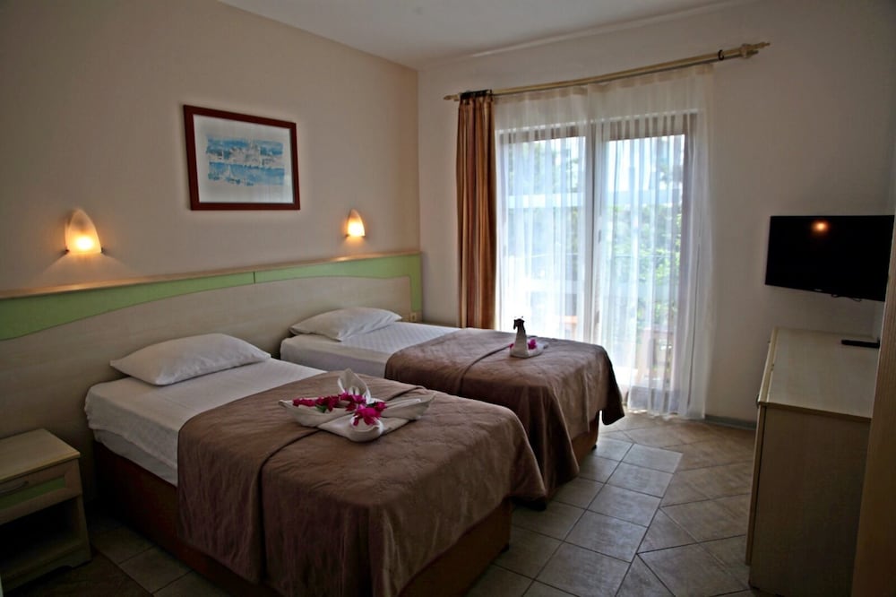 Serpina Hotel