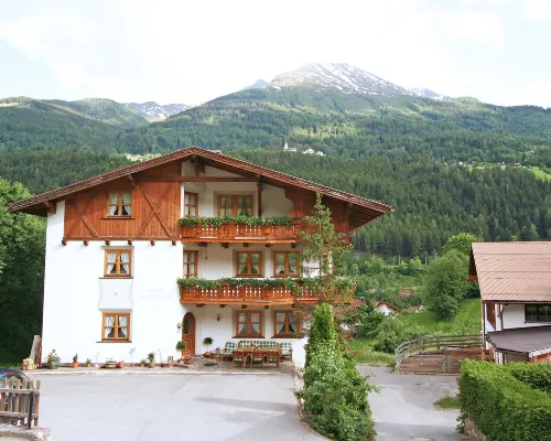 Quadratsch Hotels in Pians