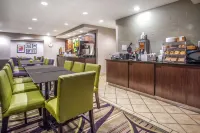 La Quinta Inn by Wyndham Oshkosh - breakfast