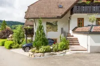 Genusshotel Hirschen - Erholung im Grünen (Südschwarzwald) Hotels in Kandern