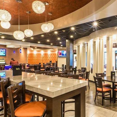 Holiday Inn NEWARK INTERNATIONAL AIRPORT by IHG