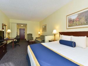 Best Western Plus Crossroads Inn  Suites