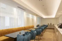 Eurostars Mediterranea Plaza - Beach