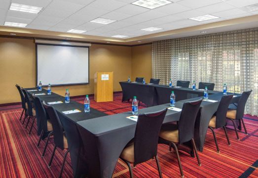 라 퀸타 인 안락한 객실