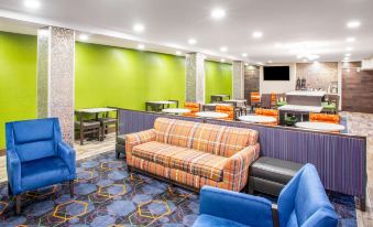 La Quinta Inn by Wyndham St. Louis Hazelwood - Airport North