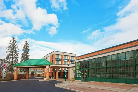Holiday Inn Saratoga Springs