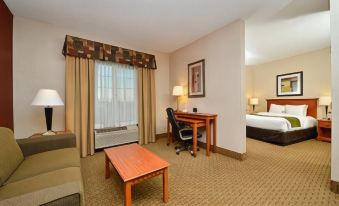 Comfort Suites Redmond Airport