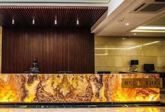 March Hotel Отели рядом с достопримечательностью «Альказар»